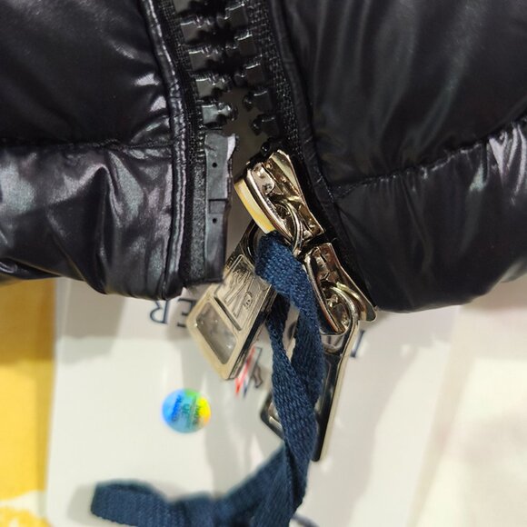 Moncler Classic Badge Down Jacket - Picture 6 of 11